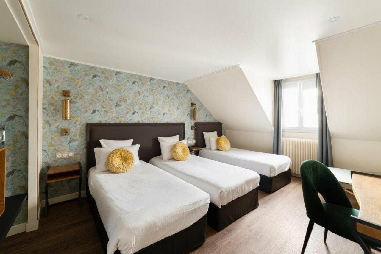 Фото отеля 2