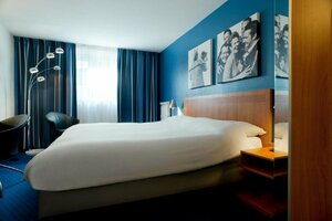 Гостиница Inntel Hotels Amsterdam Centre