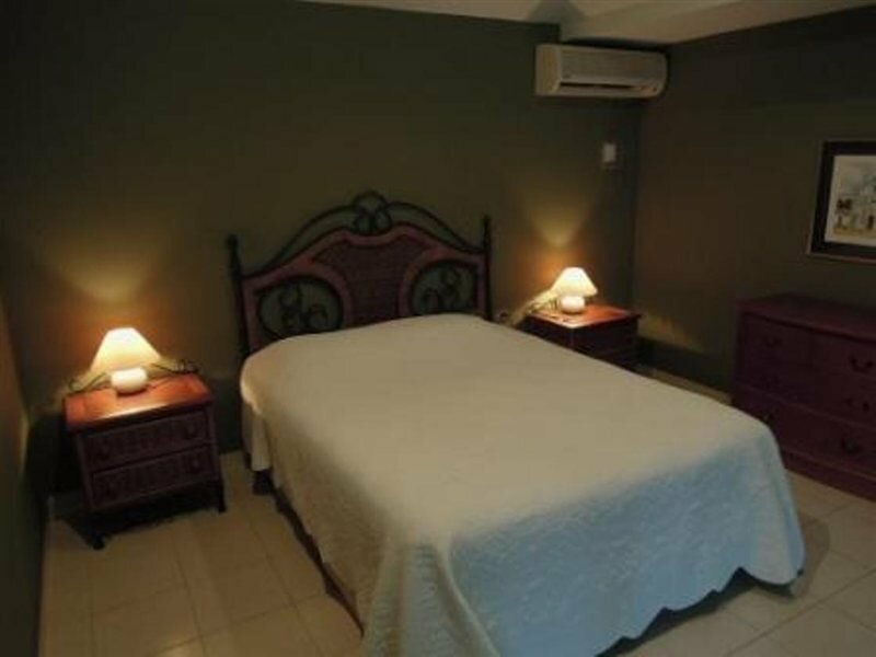 Фото Puerto Barillas Marina & Lodge