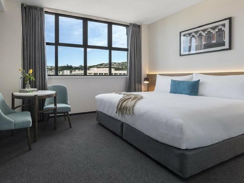 Фото Oaks Wellington Hotel