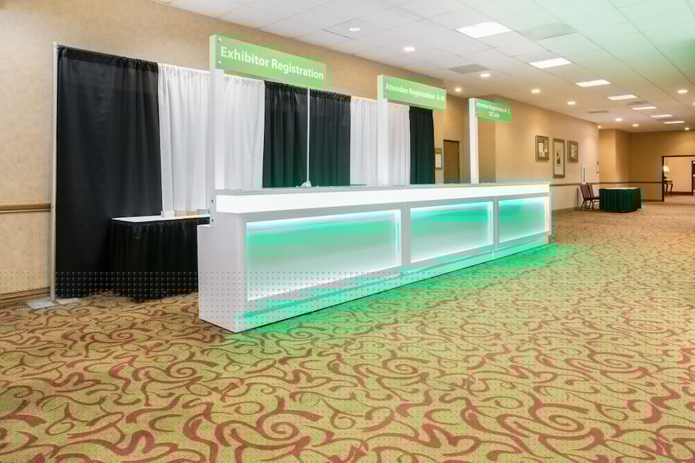 Фото Crowne Plaza Denver Airport Convention Ctr, an Ihg Hotel