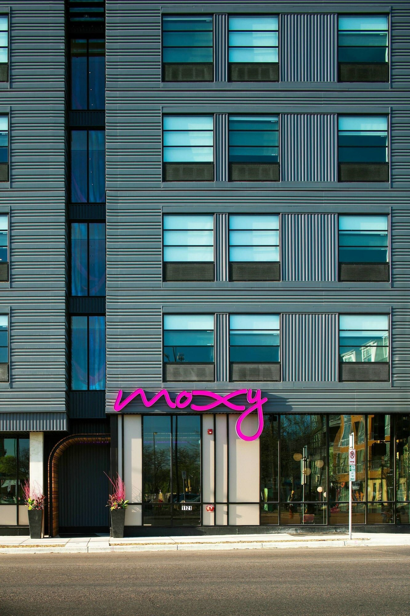 Фото Moxy Minneapolis Uptown