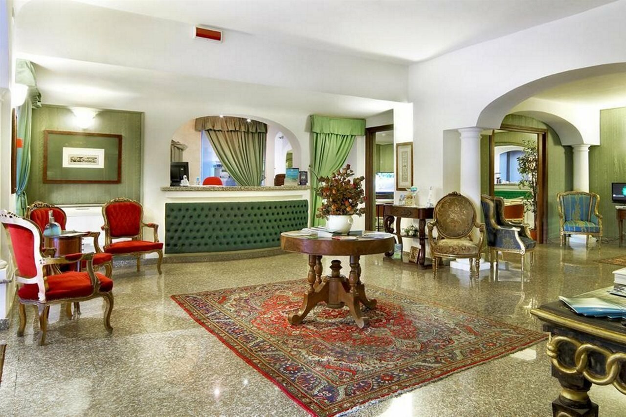 Фото Colonna Palace Mediterraneo