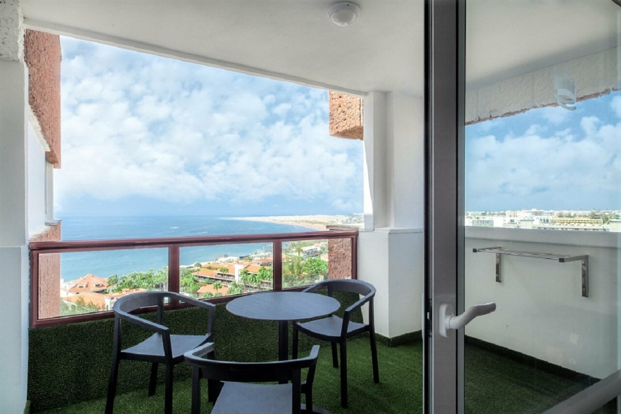 Фото Corona Roja