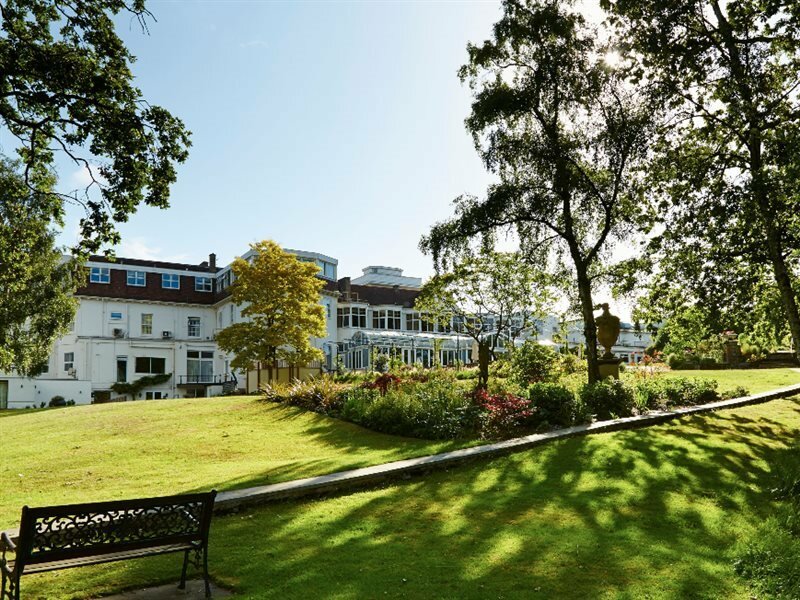 Фото The Bromley Court Hotel