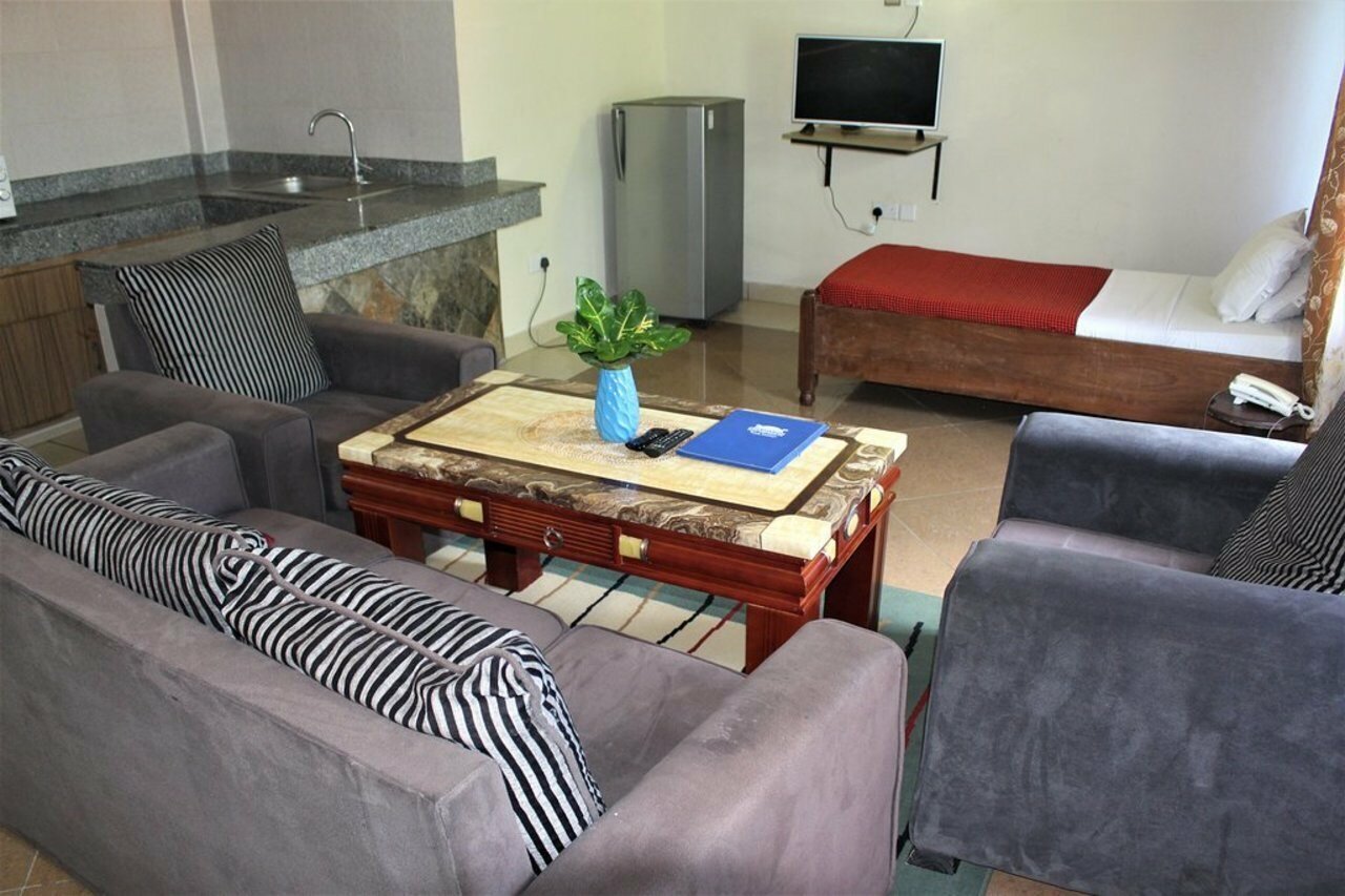 Фото Chamiachi Luxury Apartments