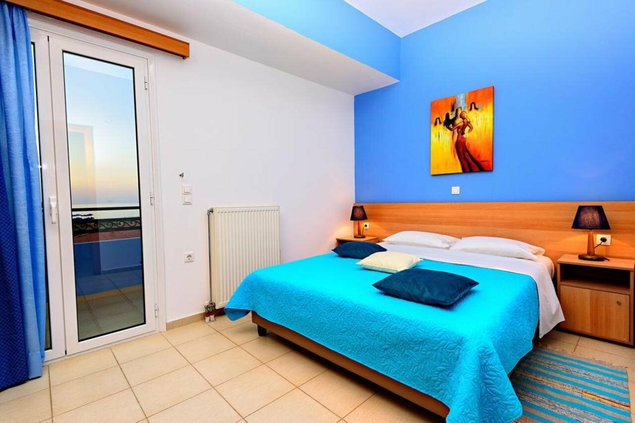 Фото Emi Seaside