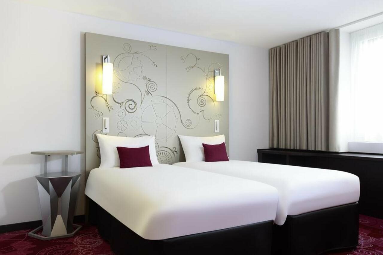 Фото отеля 2