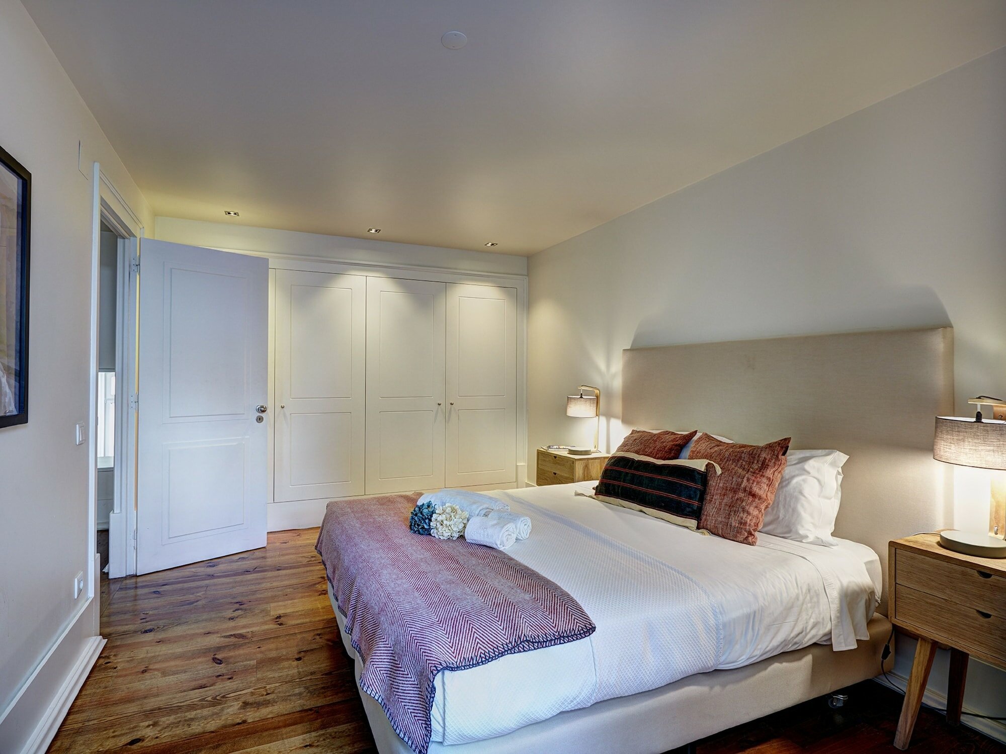 Фото Lisbon Canaan Boutique Apartments Gaivotas