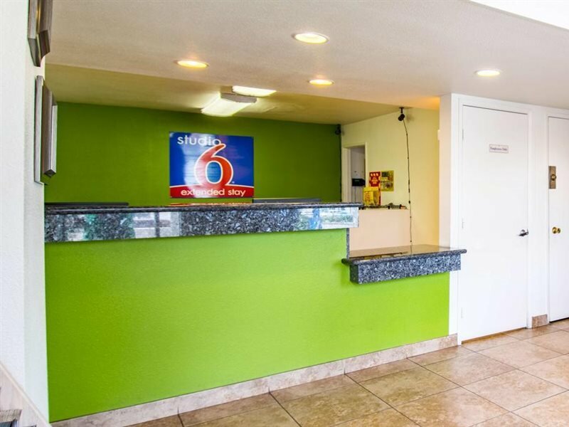 Фото Studio 6 Cypress, Ca