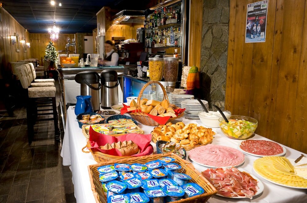 Фото Madame Vacances Hôtel Courchevel Olympic