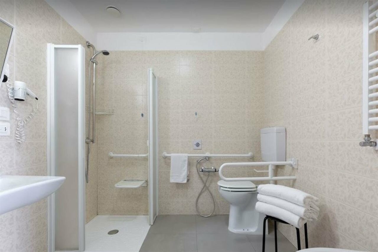 Фото Hotel Cristina