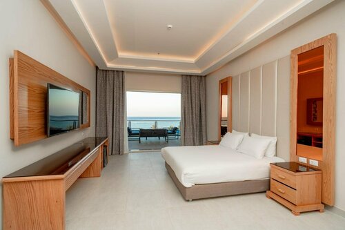 Гостиница Pickalbatros Villaggio Resort в Марса-Аламе