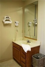 Фото Bedtime Inn & Suites