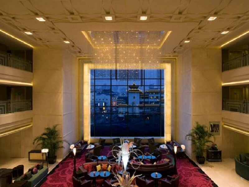 Фото Renaissance Shanghai Yu Garden Hotel
