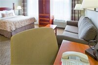 Фото Staybridge Suites Cranbury, an Ihg Hotel
