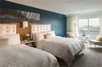 Фото Renaissance Meadowlands Hotel