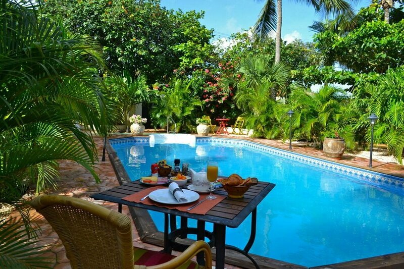 Гостиница Wonders Boutique Hotel в Ораньестаде