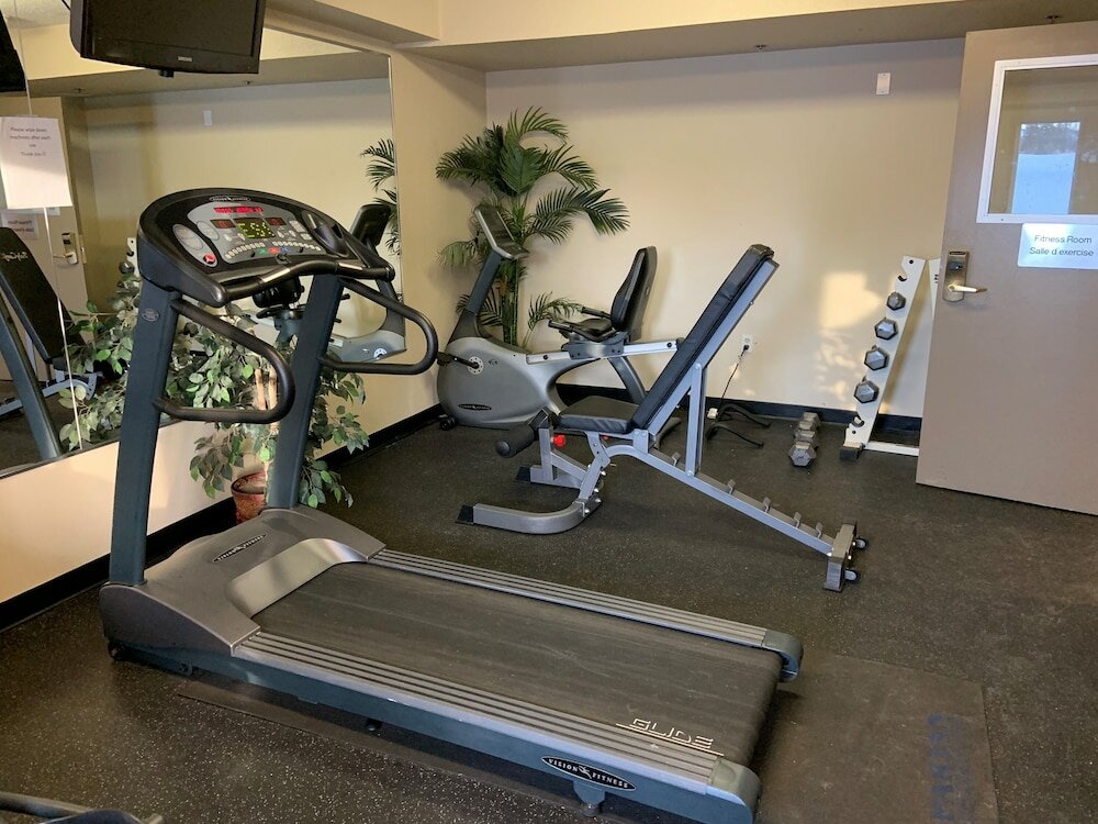 Фото Travelodge Suites by Wyndham Moncton