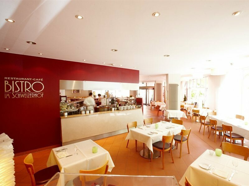 Фото DoubleTree by Hilton Hannover Schweizerhof