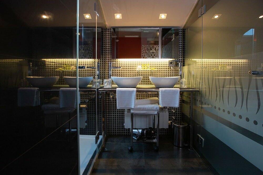 Фото Hotel Sancho Abarca