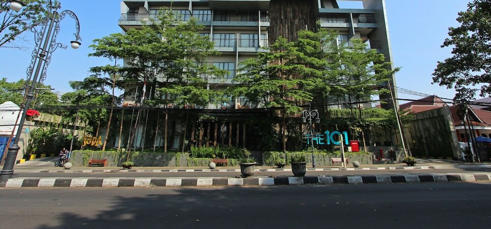 Фото The 1o1 Bandung Dago