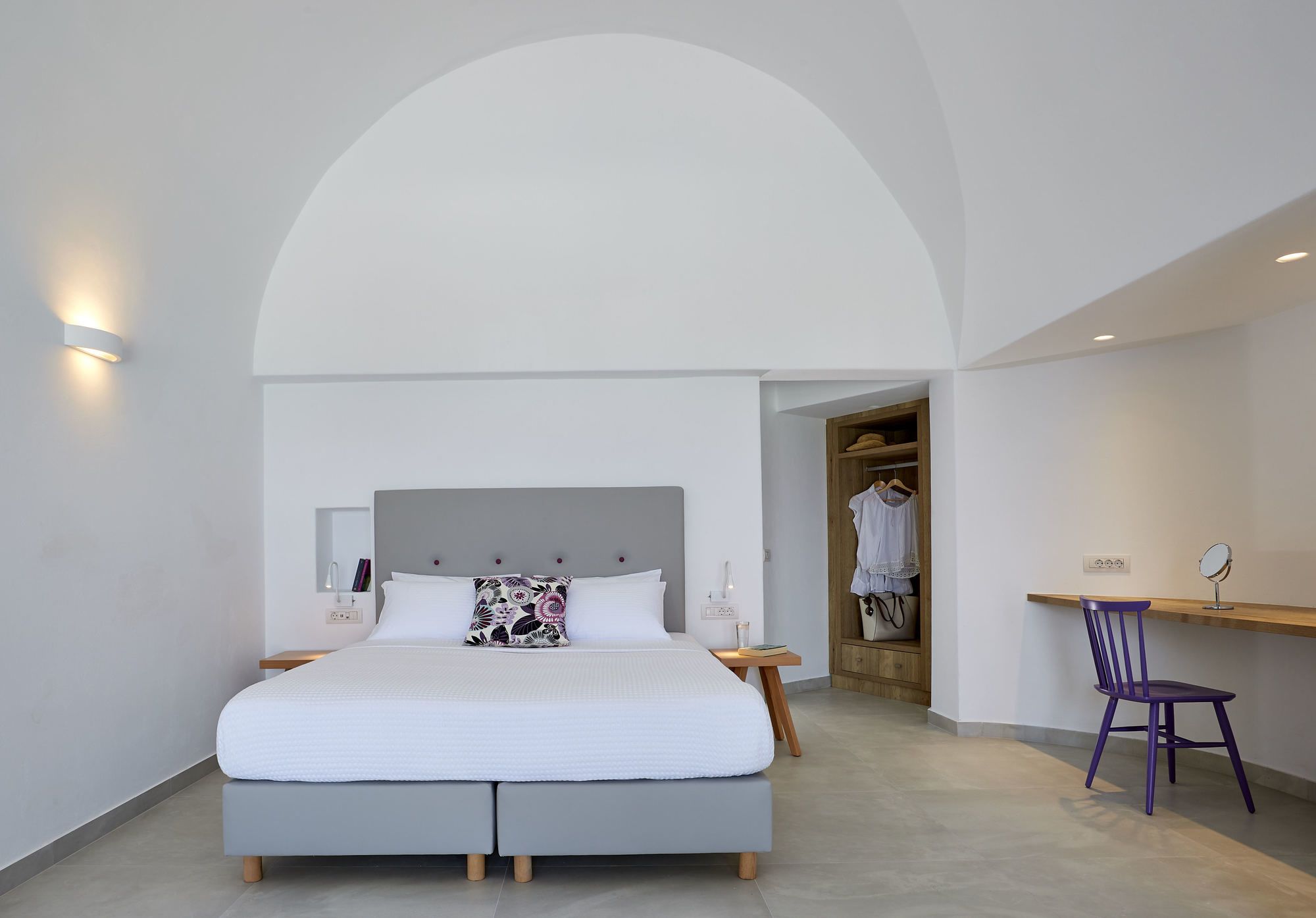 Фото Aperanto Suites