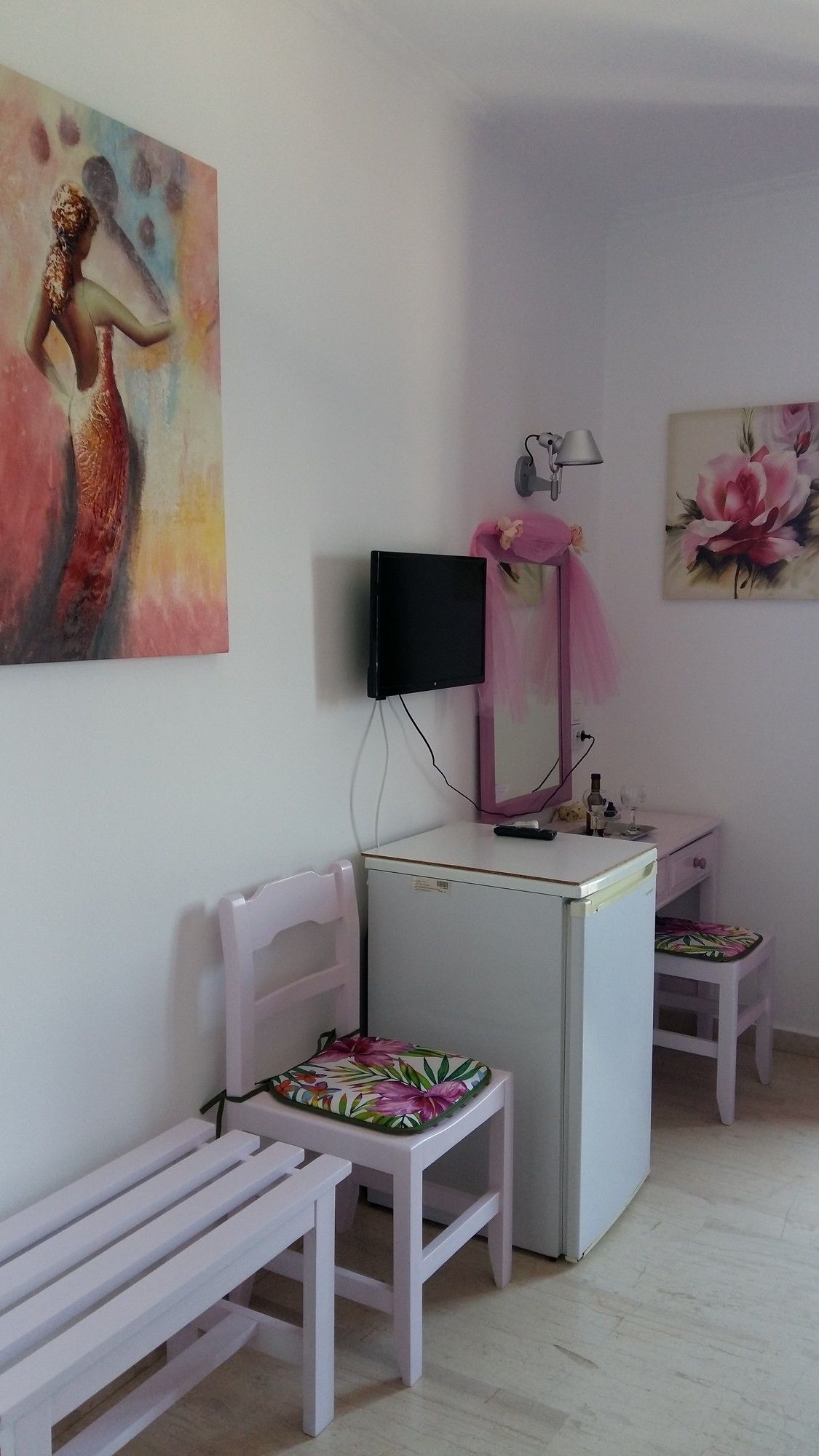 Фото Christina Pansion- Adults Only