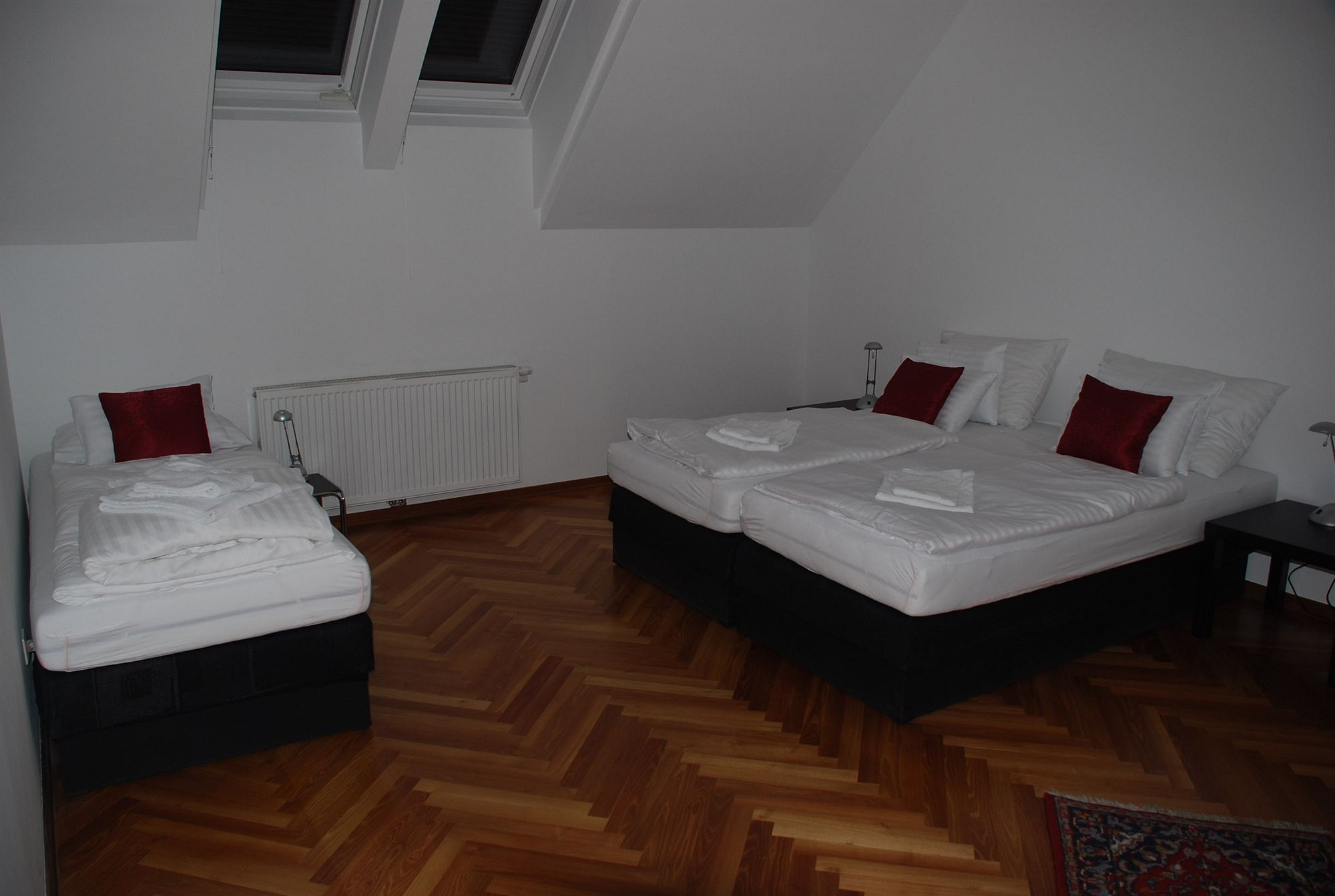 Фото Duschel Apartments City Center