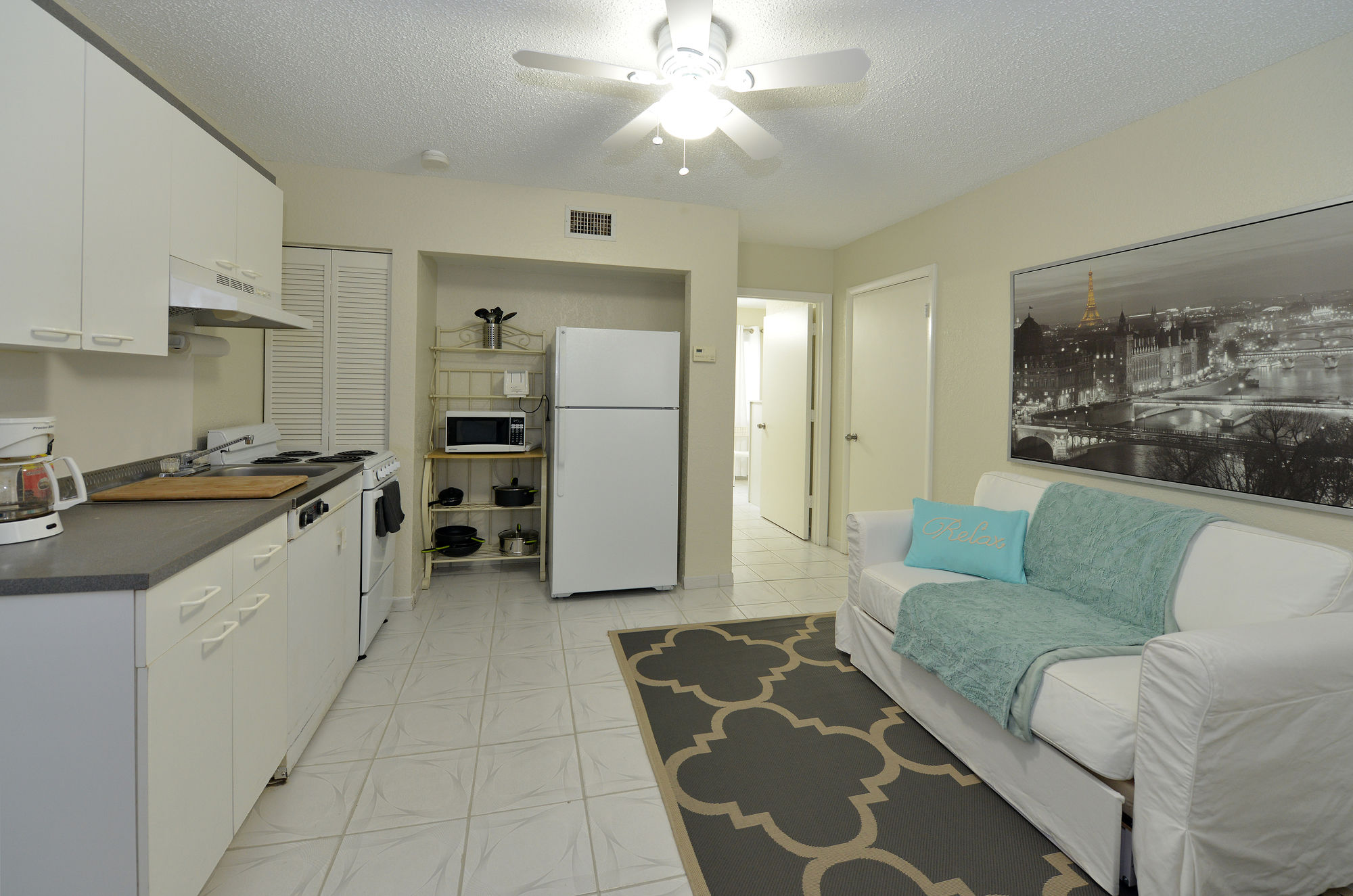 Фото Hollywood by the Sea