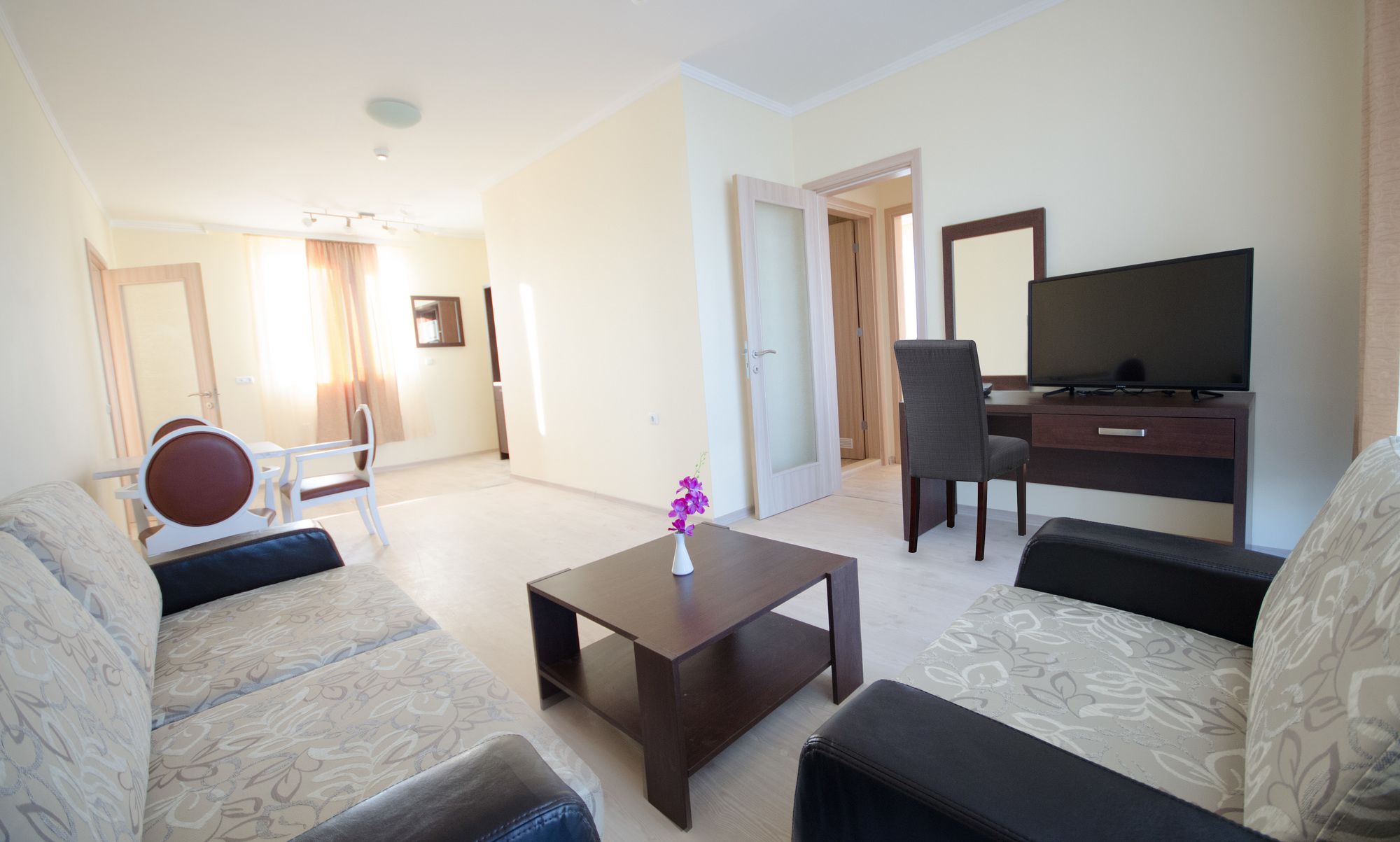 Фото Rome Palace Deluxe