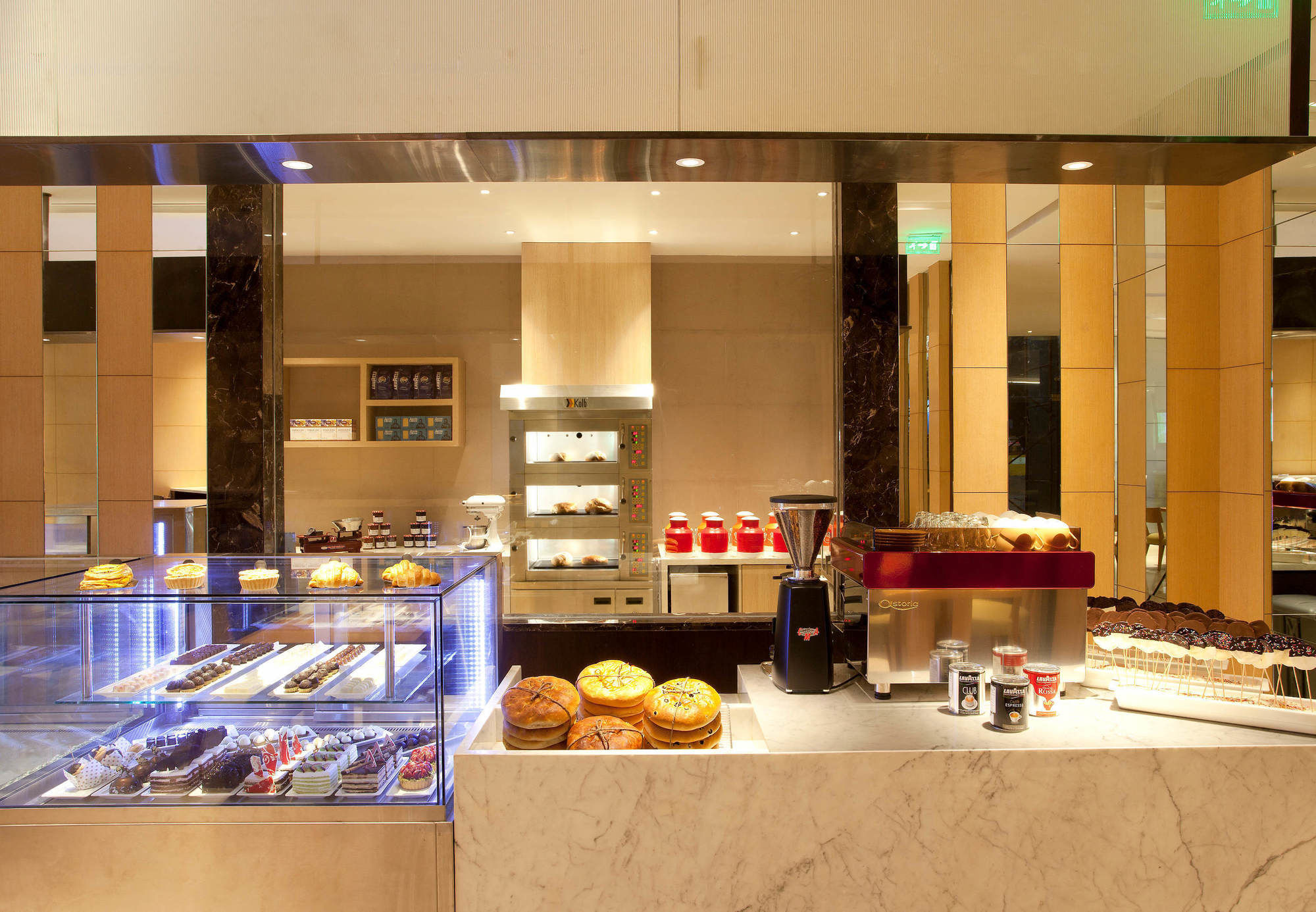 Фото Courtyard by Marriott Bhopal