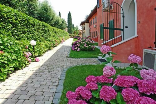 Гостиница Villaggio Turistico Lugana Marina