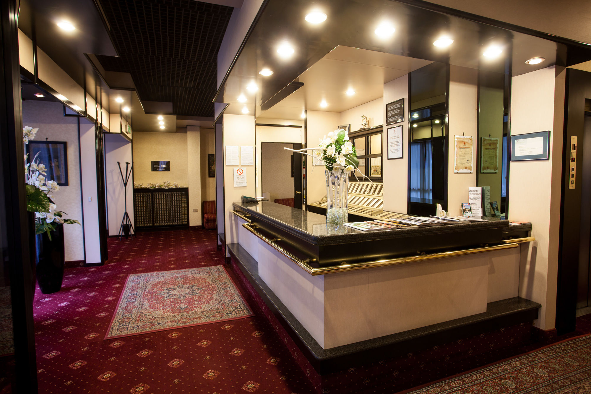 Фото Hotel Esperia