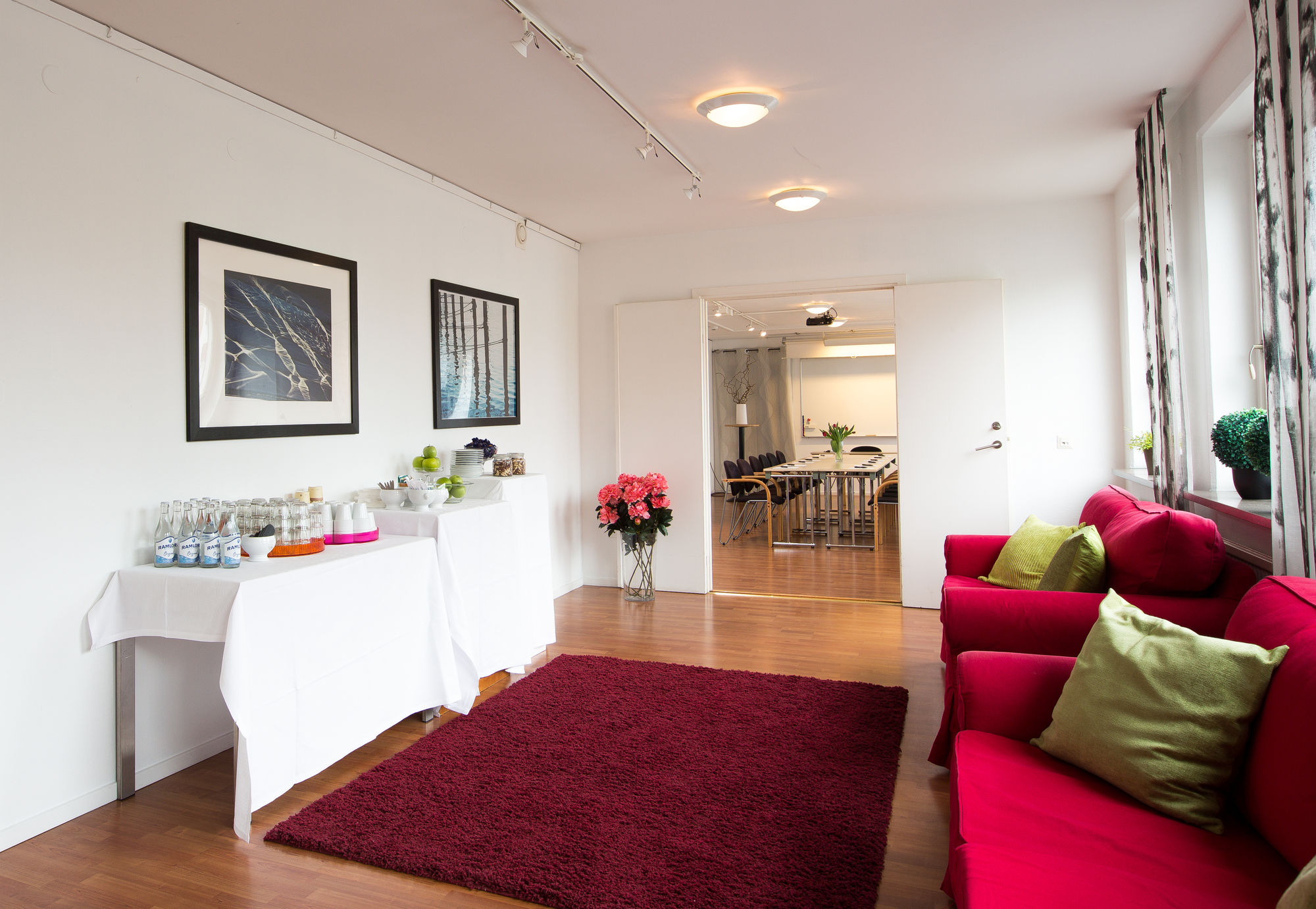 Фото 38298281770