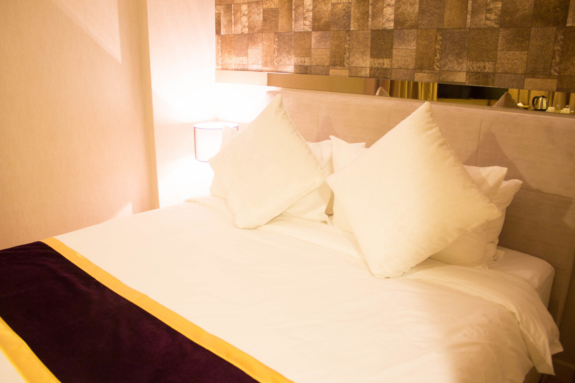 Фото Royce Hotel