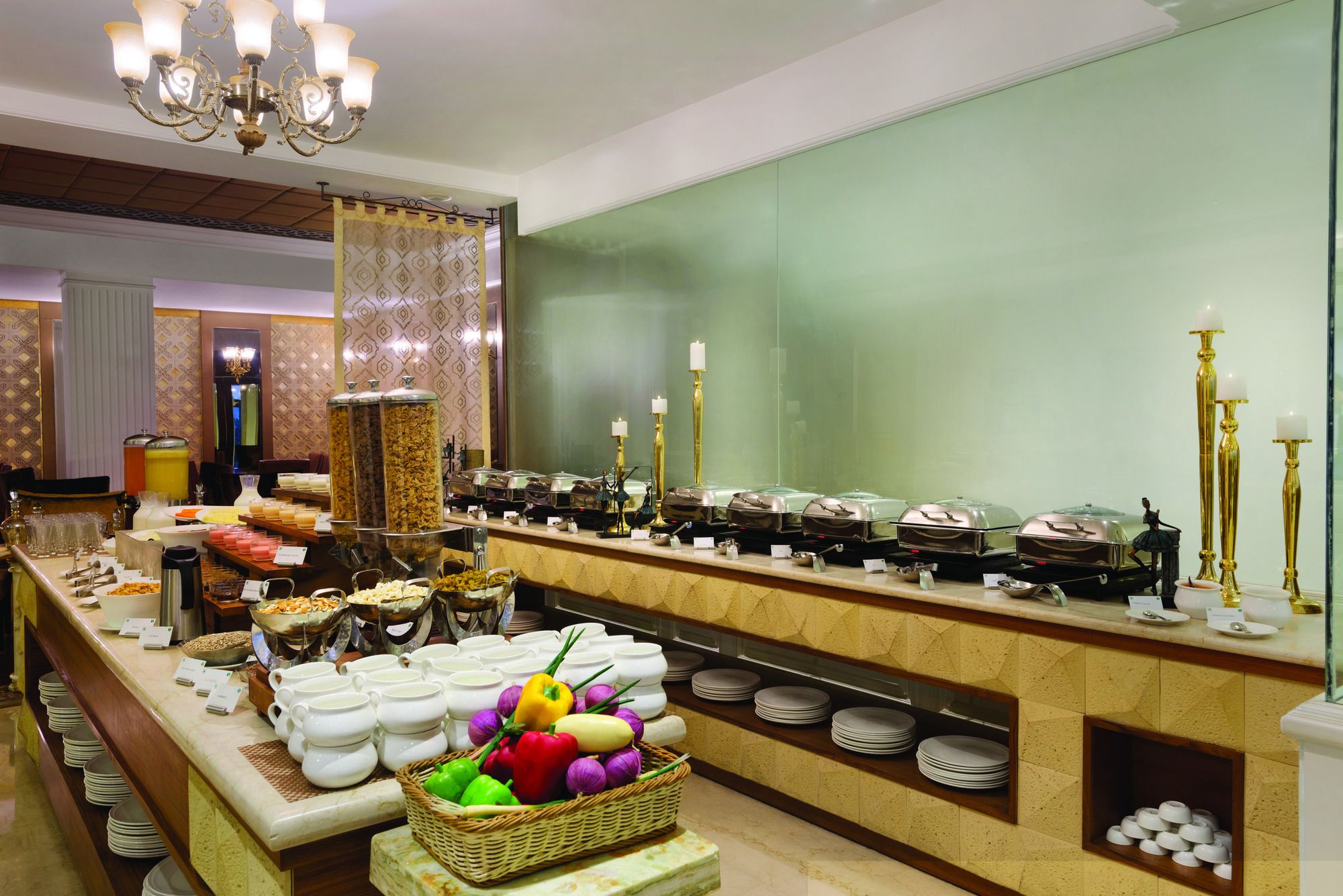 Фото Ramada Plaza by Wyndham Chandigarh Zirakpur