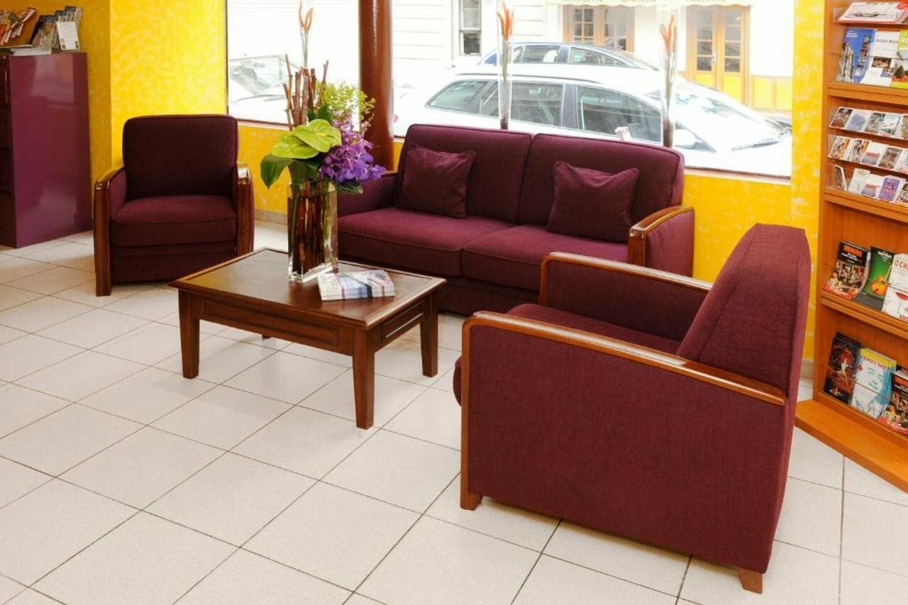 Фото Auriane Porte De Versailles