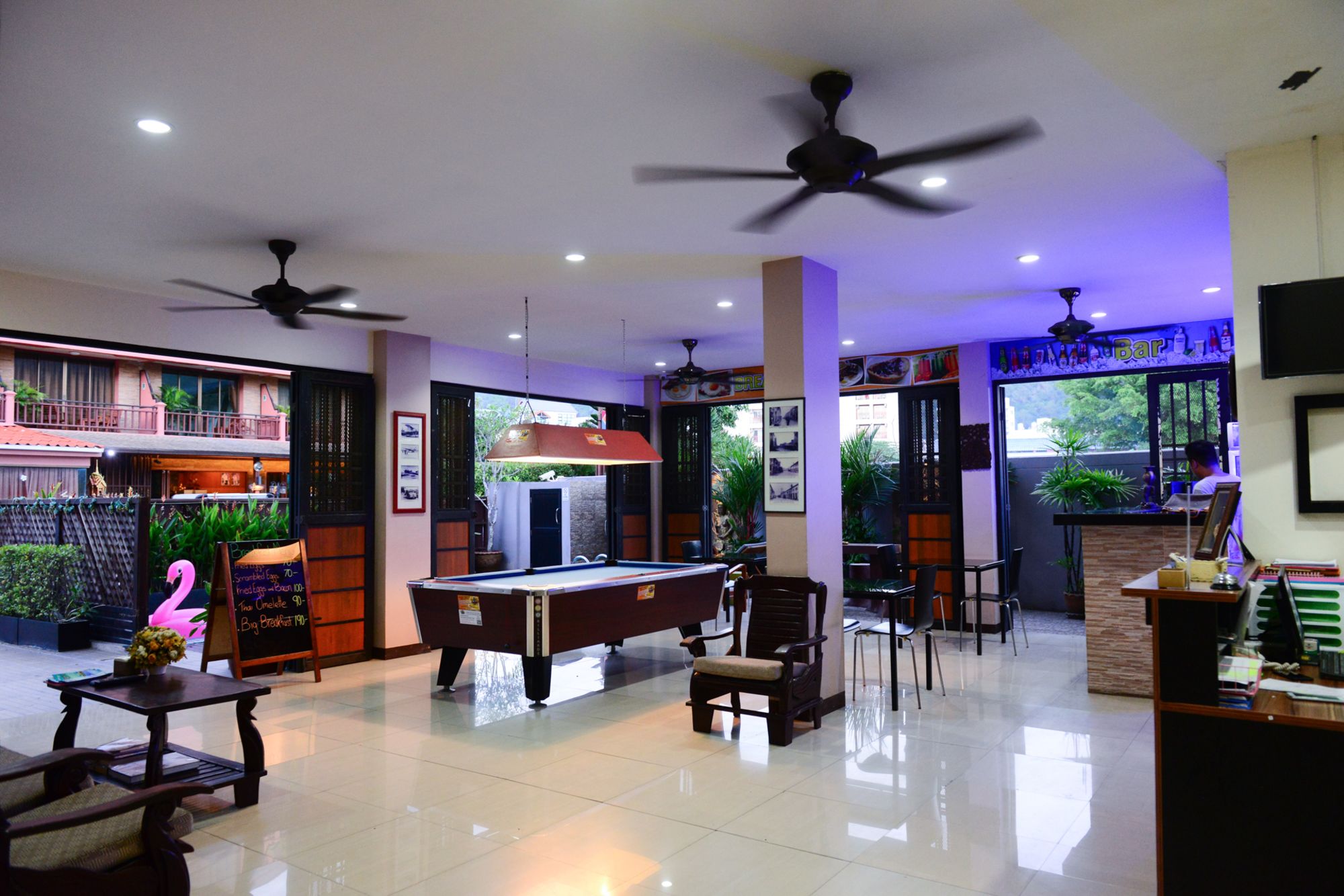 Фото Patong V Hotel