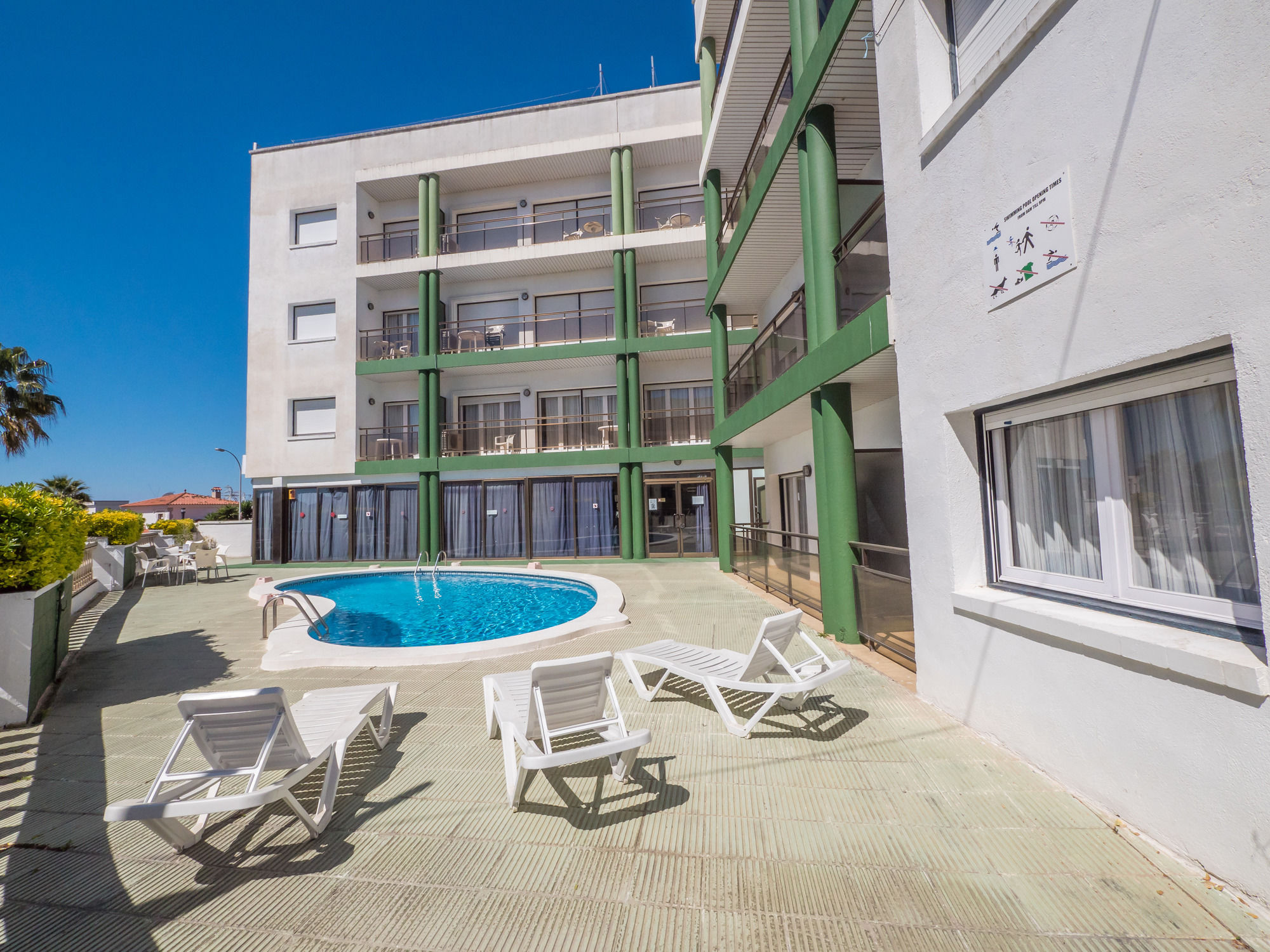 Фото Apartaments Ar Melrose Place