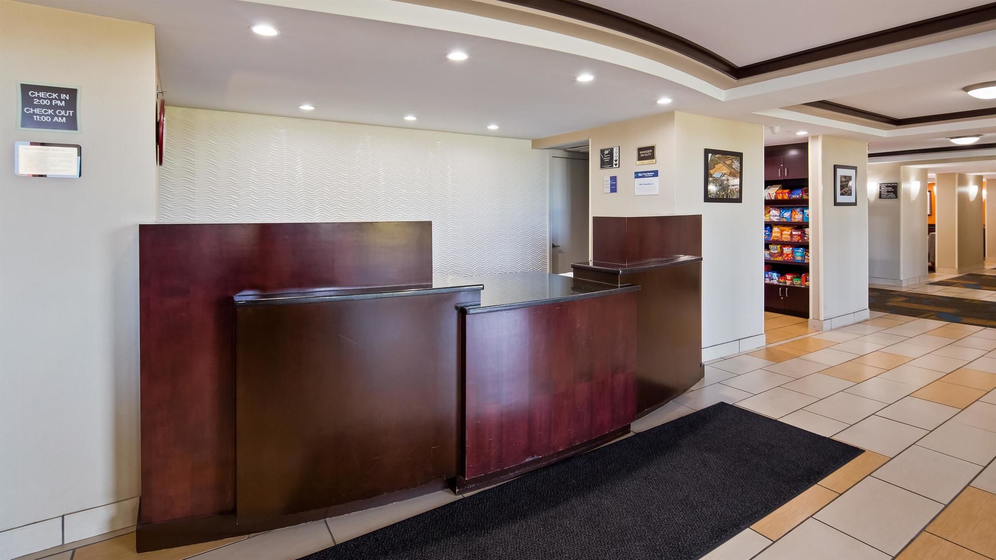 Фото Best Western Plus Keene Hotel