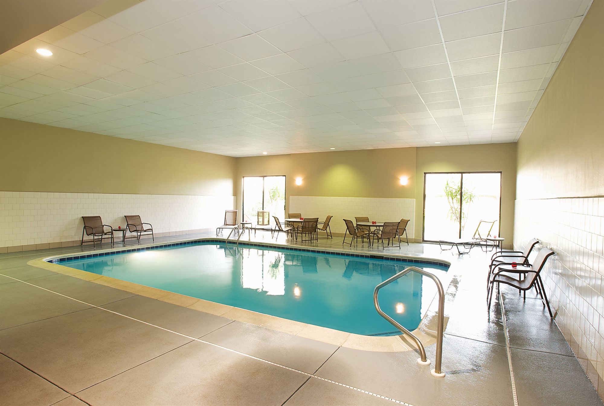 Фото Hampton Inn Terre Haute