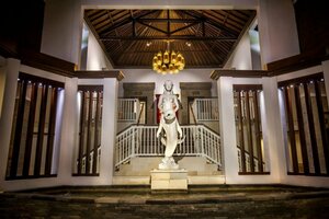 Гостиница Puri Santrian