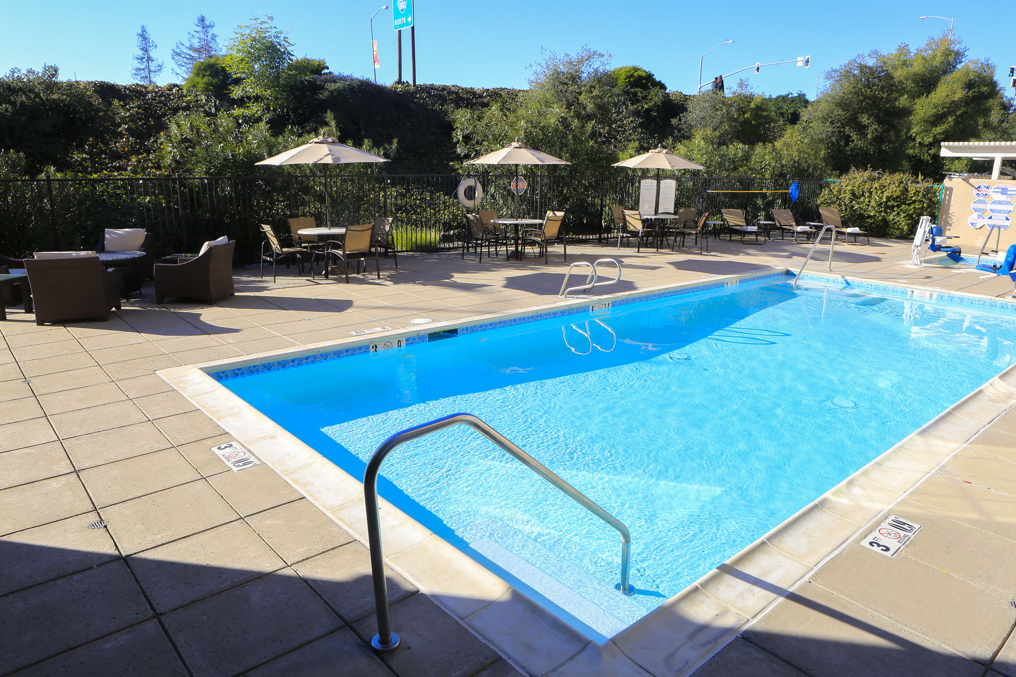 Фото Staybridge Suites Silicon Valley, an Ihg Hotel