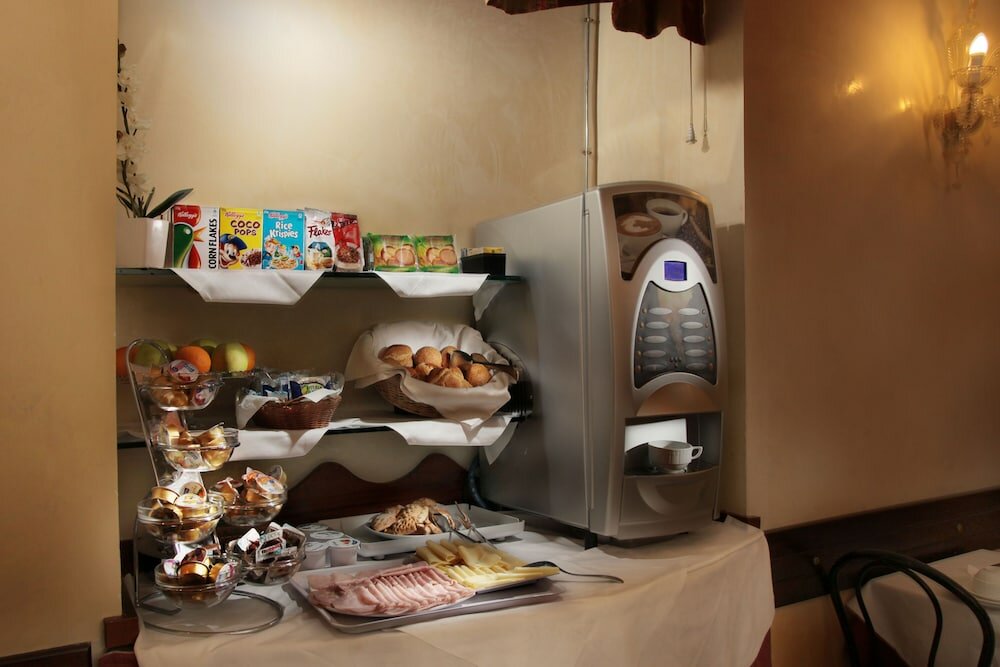 Фото Hotel Solis