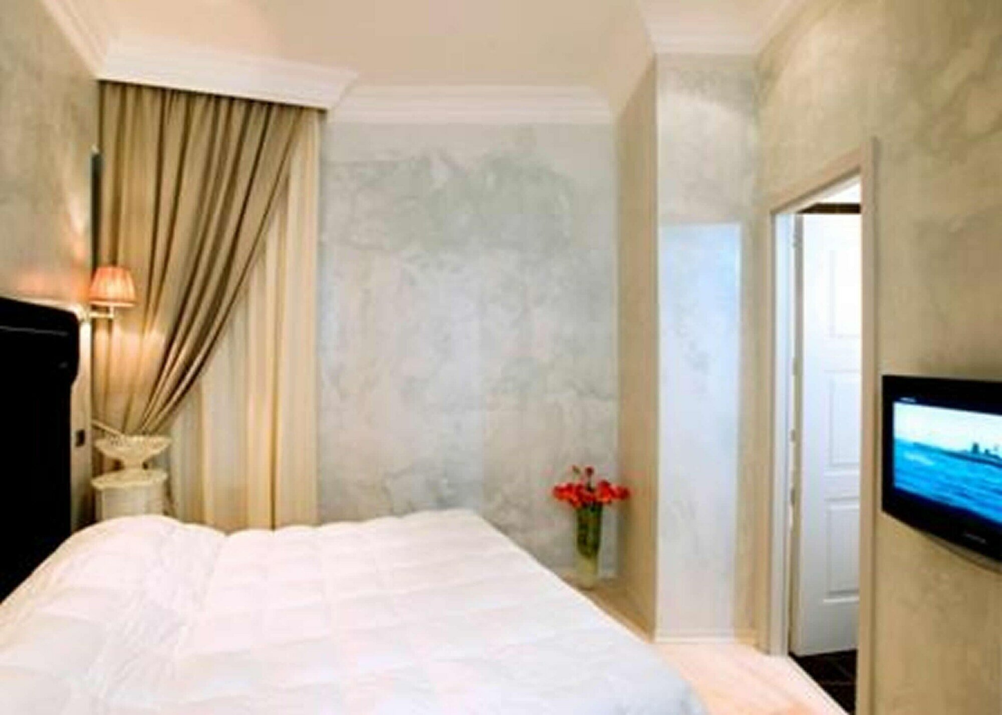 Фото Mdm Guesthouse