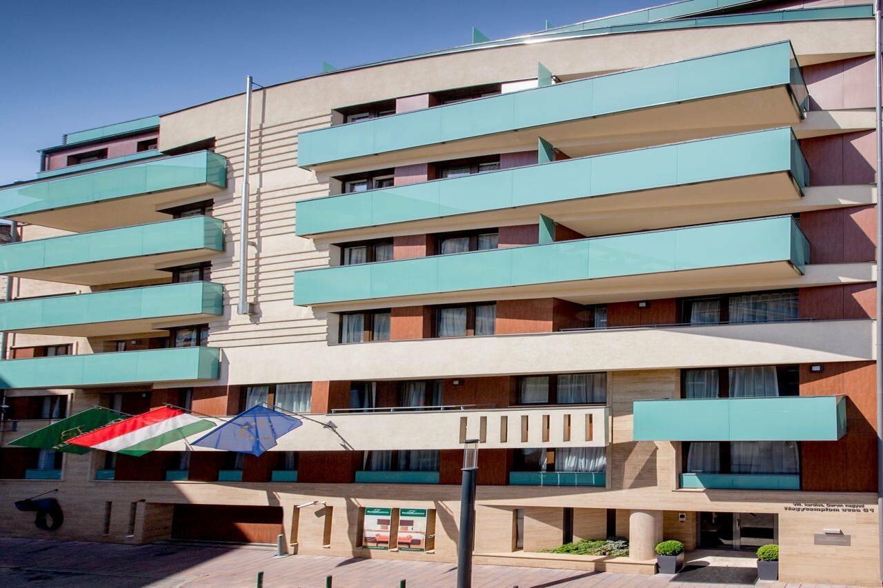 Фото Escala Hotel & Suites