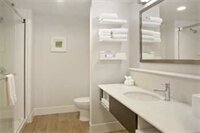 Фото Hampton Inn & Suites Minneapolis Downtown