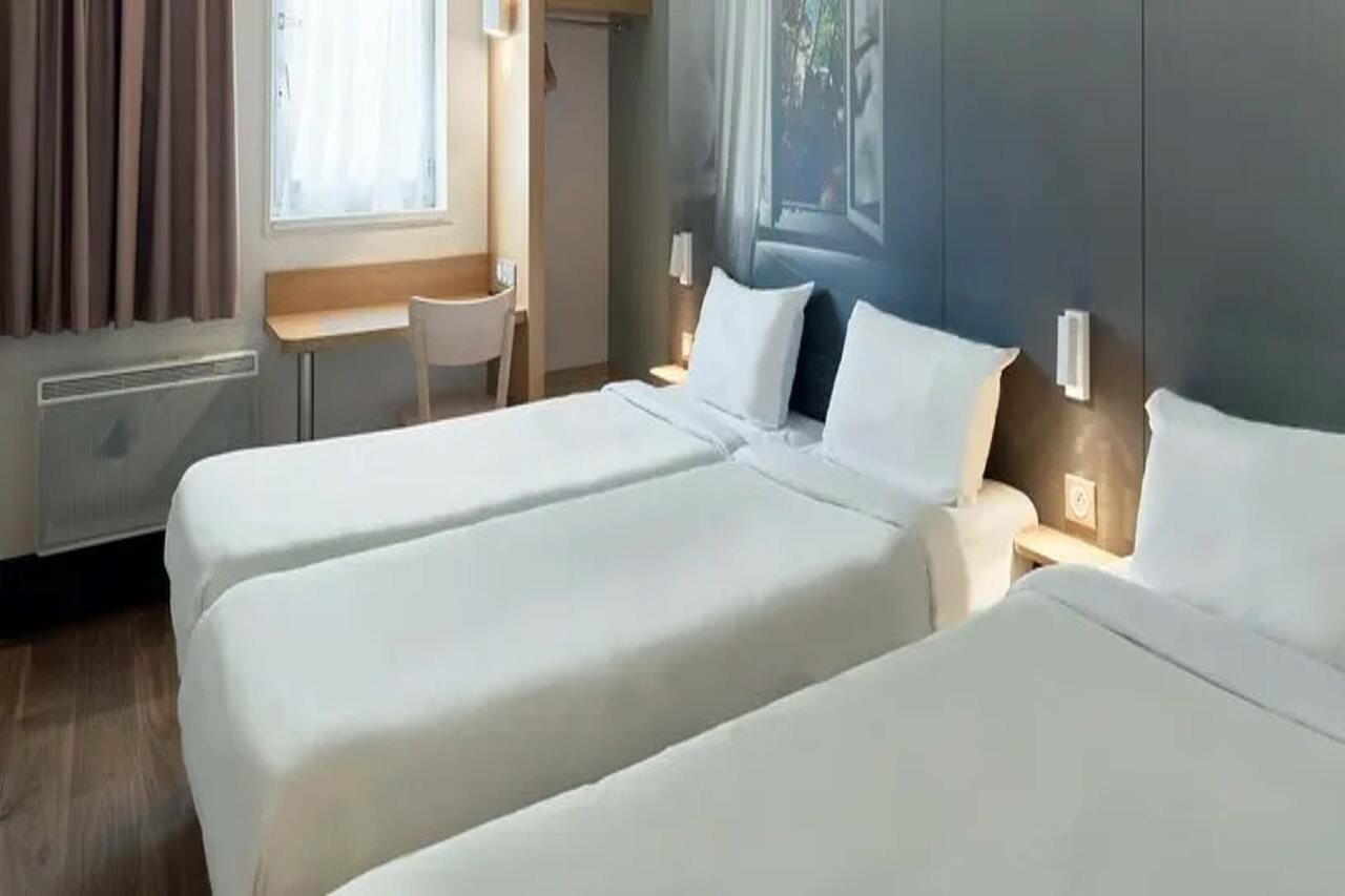 Фото B&b Hotel Evry Lisses 1