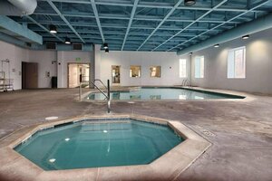 Гостиница Le Ritz Hotel and Suites